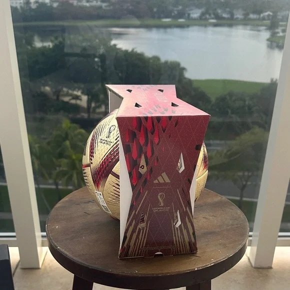 Adidas AL HILM Gold and Red FIFA World Cup Soccer Ball Official Match ball - Picture 3 of 4